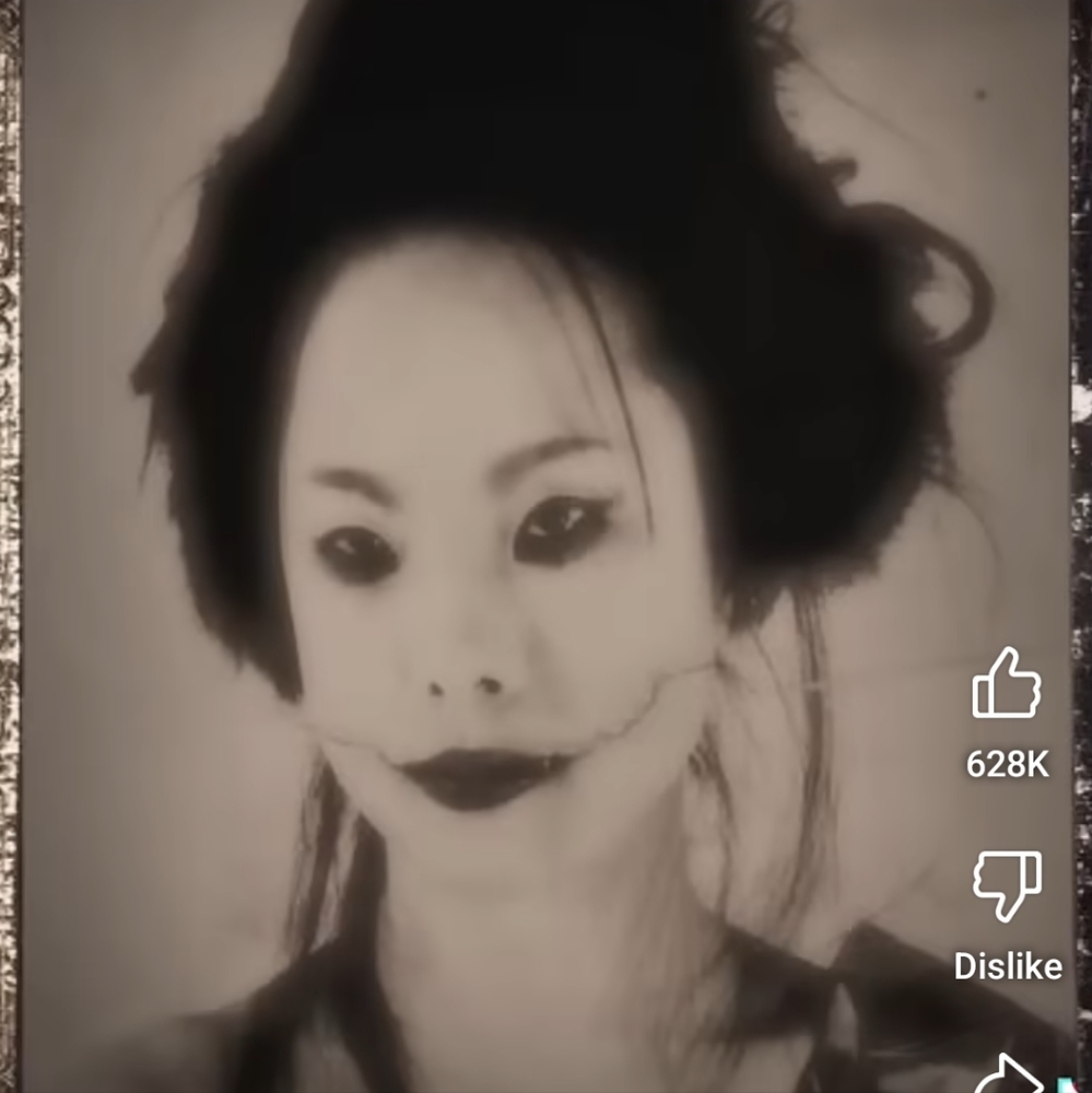 Meet your Posher, Emmy